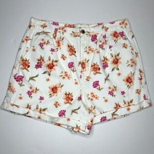 American Eagle Mom-short summer flower print on white denim NWT size 14